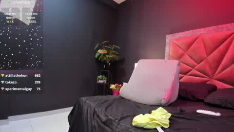 MIA  online show from 01.25.25