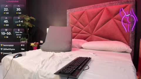 MIA  online show from 02.09.25