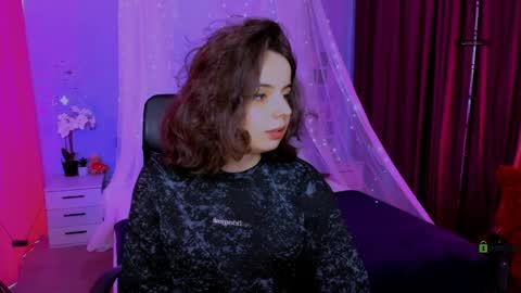 Snapshot of mia_mooon_ chatting on 05.11.26 mia_mooon_ online show from 05.11.26