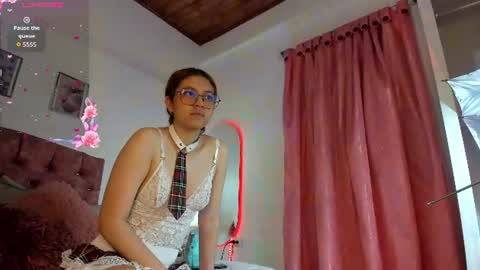 mia_nova5 online show from 07.08.26