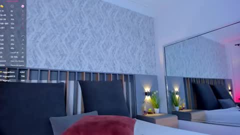 Snapshot of mia_oceann chatting on 03.12.25 MIa online show from 03.12.25