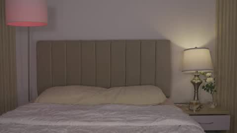 Instagram Nelyiramirez online show from 02.17.26