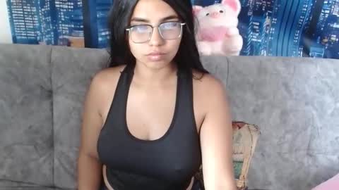 Mia  online show from 04.25.26