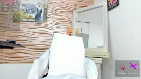 Snapshot of mia_pineda chatting on 03.14.26 Mariana online show from 03.14.26