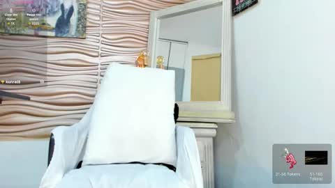 Snapshot of mia_pineda chatting on 03.26.26 Mariana online show from 03.26.26