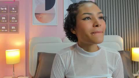 Snapshot of mia_poppy chatting on 01.06.26 Yessica online show from 01.06.26