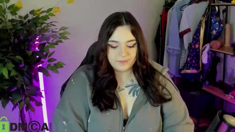 Mia online show from 02.07.26