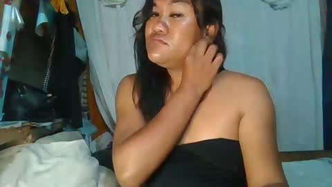 Snapshot of mia_revita chatting on 05.10.26 mia_revita online show from 05.10.26