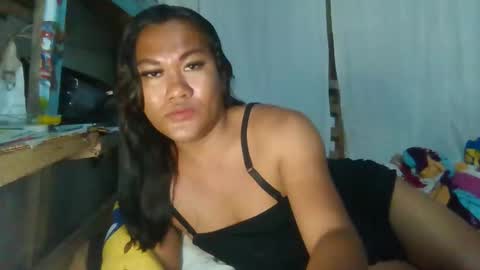 Snapshot of mia_revita chatting on 05.19.26 mia_revita online show from 05.19.26