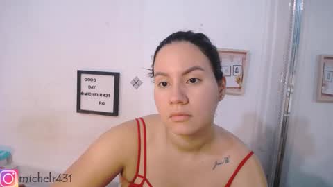 Snapshot of mia_reys chatting on 09.10.25 mia reys online show from 09.10.25