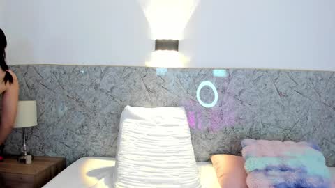 Mia online show from 12.09.24