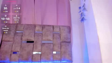 Snapshot of mia_royal chatting on 02.05.26 mia_royal online show from 02.05.26