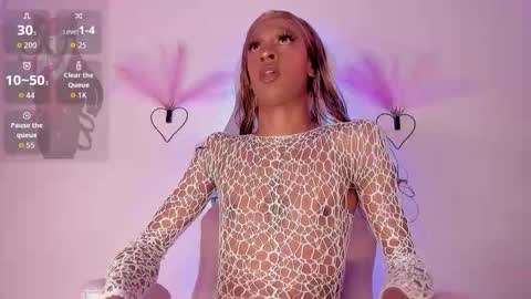 Snapshot of mia_royal chatting on 02.25.26 mia_royal online show from 02.25.26