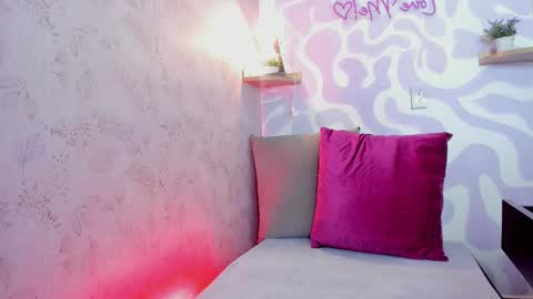 Mia . online show from 03.28.26