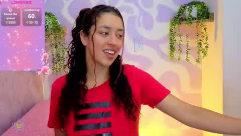 Snapshot of mia_scarlet7 chatting on 07.02.26 Mia . online show from 07.02.26