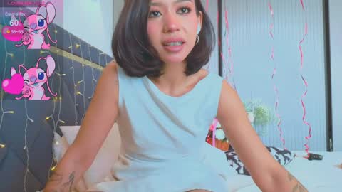 Snapshot of mia_sirenia chatting on 01.17.25 Mia online show from 01.17.25