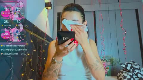 Snapshot of mia_sirenia chatting on 01.19.25 Mia online show from 01.19.25