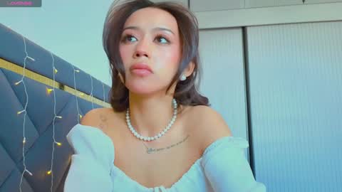 Snapshot of mia_sirenia chatting on 02.06.25 Mia online show from 02.06.25