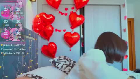 Snapshot of mia_sirenia chatting on 02.17.25 Mia online show from 02.17.25