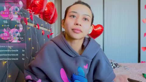 Snapshot of mia_sirenia chatting on 02.18.25 Mia online show from 02.18.25