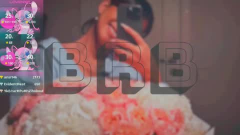 Snapshot of mia_sirenia chatting on 03.08.25 Mia online show from 03.08.25