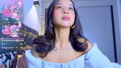 Mia online show from 12.19.25