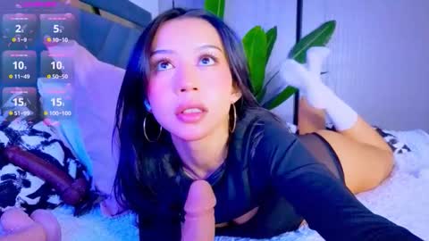 Mia online show from 02.12.26