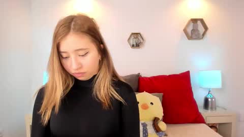 Mia  online show from 01.19.26