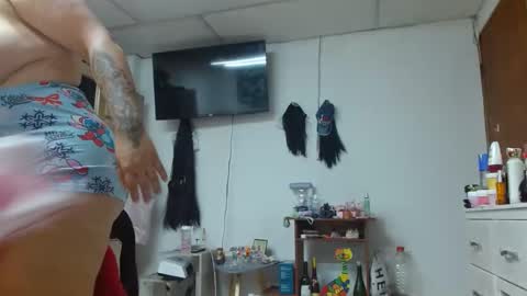 Snapshot of mia_squirt_big chatting on 03.10.25 Mia squirt big INDEPENDENT MODEL...ONLYFANS online show from 03.10.25