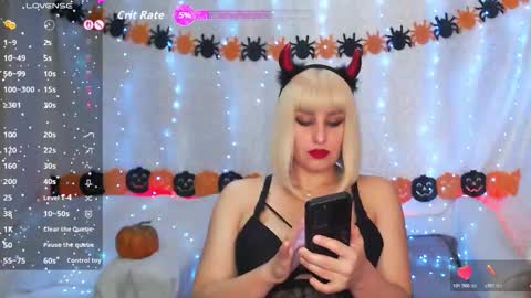 Snapshot of mia_sunn chatting on 10.25.25 mia_sunn online show from 10.25.25