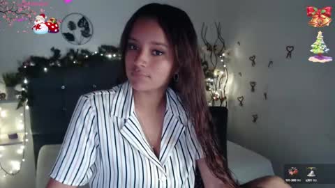 Snapshot of mia_sweetdc chatting on 12.29.24 mia_sweetdc online show from 12.29.24