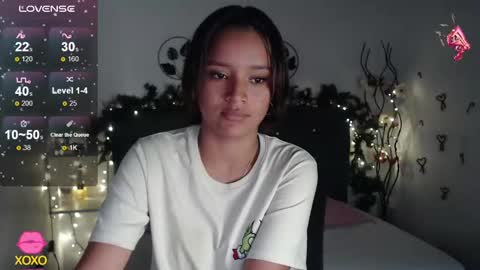 Snapshot of mia_sweetdc chatting on 01.05.25 mia_sweetdc online show from 01.05.25