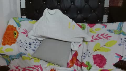 mia_vega1 online show from 02.07.26