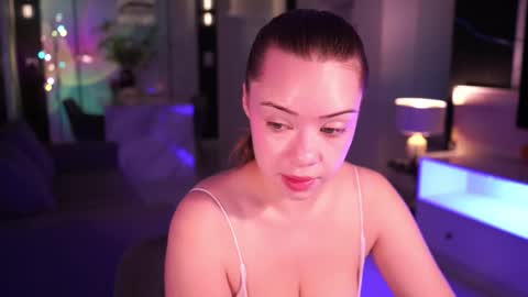 VixenMia online show from 01.18.26