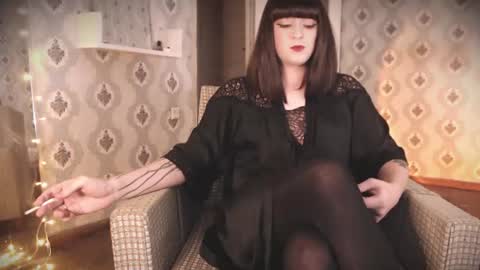 mia_wallase online show from 07.19.26