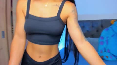 Snapshot of mia_world_ chatting on 10.25.25 online show from 10.25.25