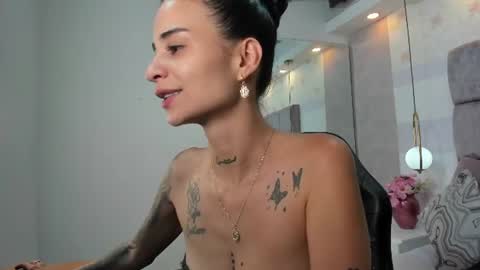 Mia  online show from 07.07.26