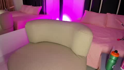Snapshot of miaa_foxx03 chatting on 06.26.26 Mia online show from 06.26.26