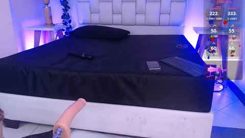 Mia online show from 02.23.25