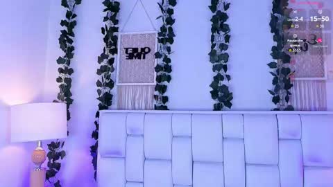 Mia online show from 02.24.26