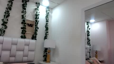 Mia online show from 06.02.26