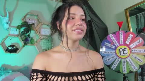 Snapshot of miaa_rose__ chatting on 02.11.25 Miaa online show from 02.11.25