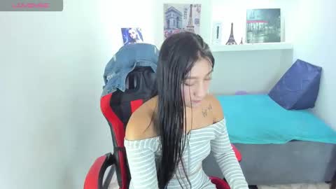 Snapshot of miaa_scott chatting on 10.11.25 online show from 10.11.25