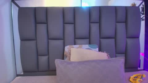 Mia online show from 01.13.26