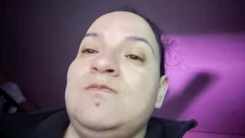 Snapshot of miaabrownn chatting on 11.08.25 MIA online show from 11.08.25