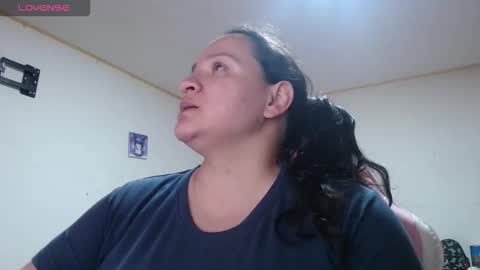 Snapshot of miaabrownn chatting on 01.12.26 MIA online show from 01.12.26