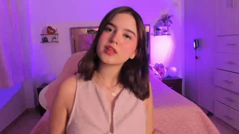 Mia  online show from 02.28.26