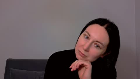 Snapshot of miaalluring chatting on 02.16.26 Mia online show from 02.16.26