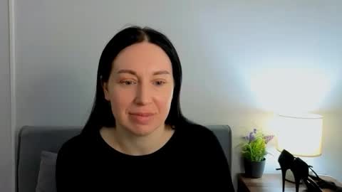 Mia online show from 03.21.26