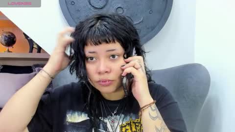 Mia online show from 03.30.26